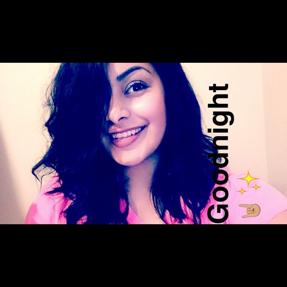 Profile Picture of Mariela Serrano (@mariela2897) on Poshmark