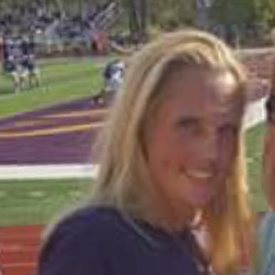 Profile Picture of Amy Yeager Scott (@AmyScott100) on Twitter