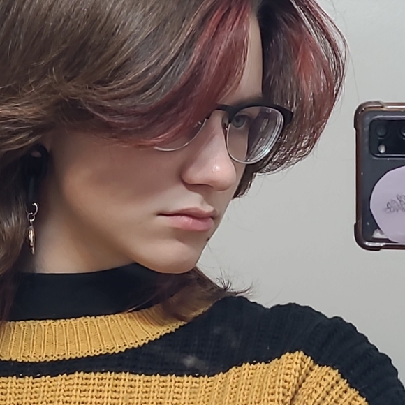 Profile Picture of Sasha Protsenko (@nyxxpr) on Poshmark