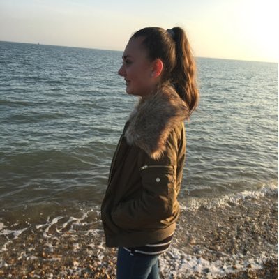 Profile Picture of Hollycoombs (@holly_coombs16) on Twitter