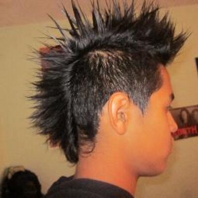 Profile Picture of Dylan Broderick (@dylanmustaine) on Twitter