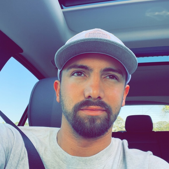 Profile Picture of Sean Scallan (@seaniii103) on Poshmark