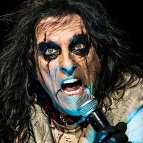 Profile Picture of Lisa Merenda (@LisaMerenda1) on Twitter