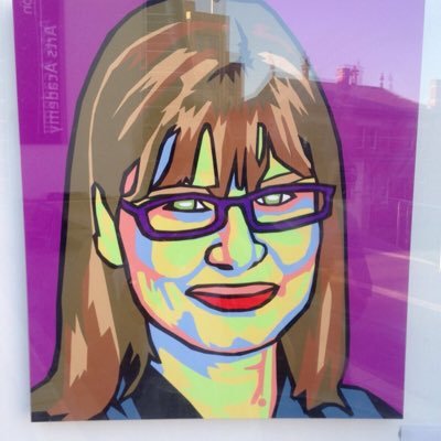 Profile Picture of Elizabeth Lewis-Gray (@ElizLewisGray) on Twitter