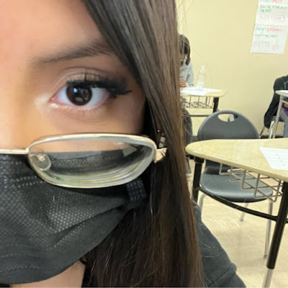 Profile Picture of Nickolas Martinez (@younboyynick) on Poshmark