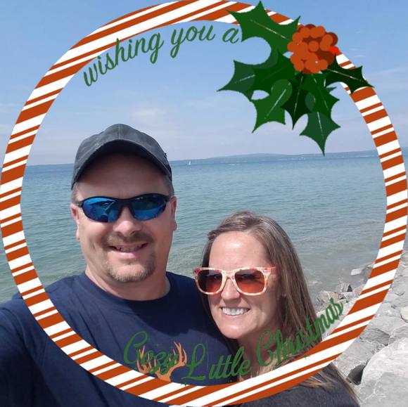 Profile Picture of Gretchen Achenbach (@glachenbach74) on Poshmark