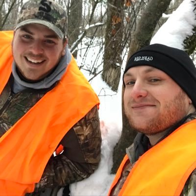 Profile Picture of Adrian Hand (@AdrianHand5) on Twitter