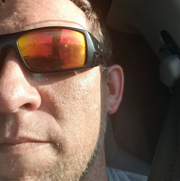 Profile Picture of Chris Holub (@lockitdowndfw) on Poshmark