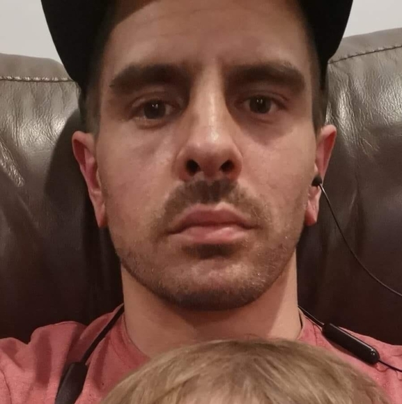 Philippe Roberge - Poshmark Profile Picture of Philippe Roberge (@wee_____man) on Poshmark