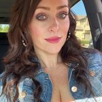 Profile Picture of Jules (@julianne.elyse) on Instagram