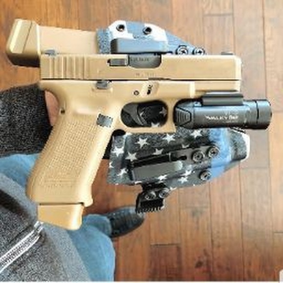 Profile Picture of Joewy Marcano (@joewy0100) on Poshmark