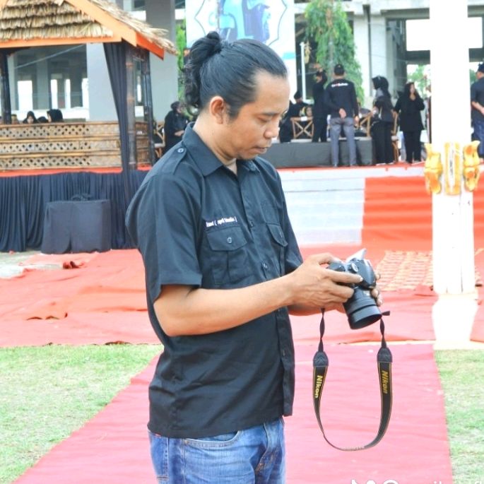 Profile Picture of April GrafhyArt (@aprilgrafhy) on Tiktok