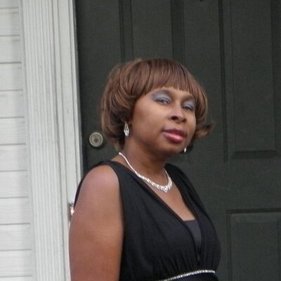 Profile Picture of Janice Horton (@Janaree64) on Twitter