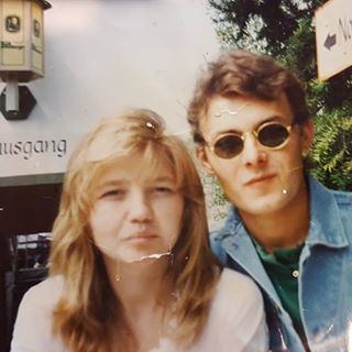 Albert Samol - Facebook Profile Picture of Albert Samol (@albert.samol) on Facebook