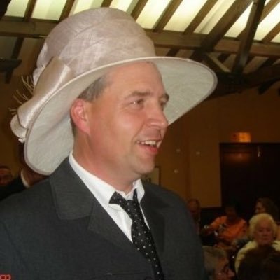 Profile Picture of Mark Hewitt (@mhewitt123) on Twitter