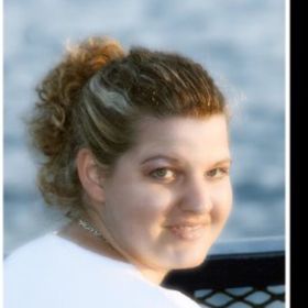 Profile Picture of Jackie Frazier (@jackiejaws) on Pinterest