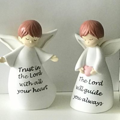 Profile Picture of Connie (@ConnieWoo17) on Twitter