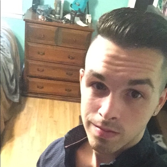 Profile Picture of Joshua Morrison (@joshuapm96) on Poshmark