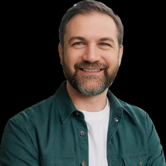 Profile Picture of Nic Scogna (@nicscogna) on Poshmark