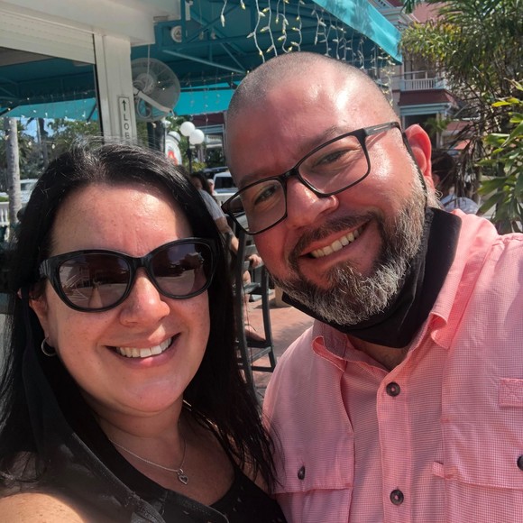 Profile Picture of Arleen n alex Mavila (@a_mavila) on Poshmark