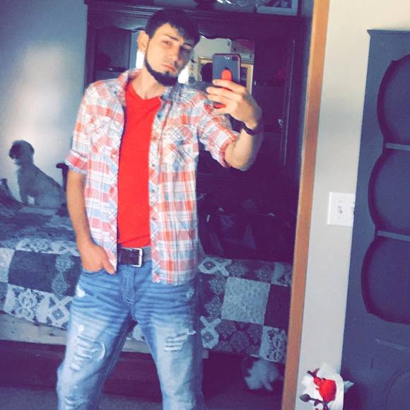 Profile Picture of James Loudermilk (@loudermilk88) on Poshmark