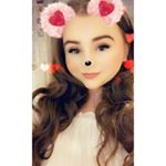 Profile Picture of P A I G E  W E E K S (@paigeeweeks) on Instagram