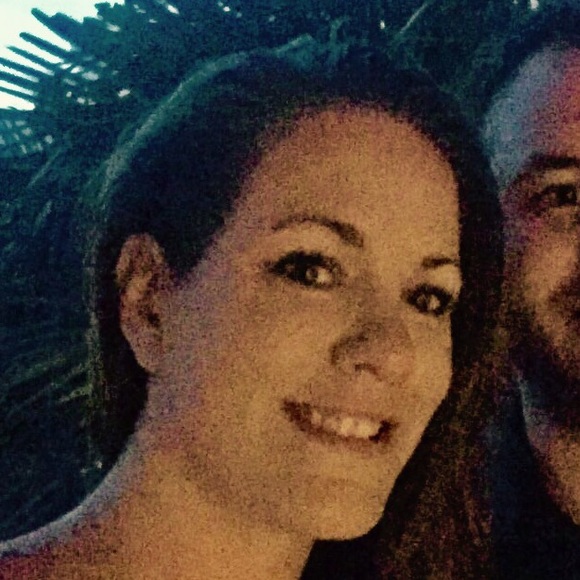 Profile Picture of Emily Raspante (@eraspante) on Poshmark