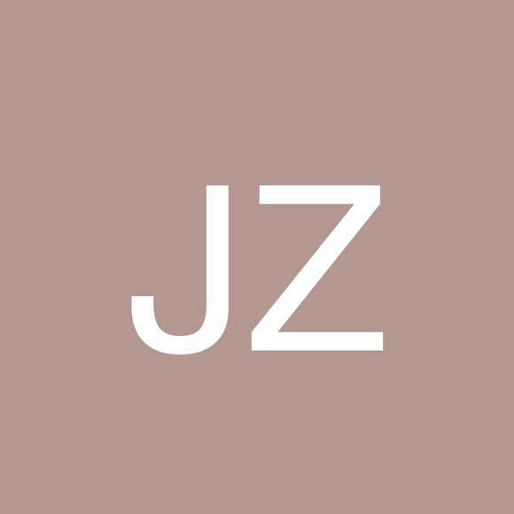 Profile Picture of Jessica Zoppa (@jessicazoppa) on Poshmark
