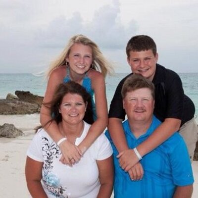 Profile Picture of Chuck Fleming (@Clfleming88) on Twitter