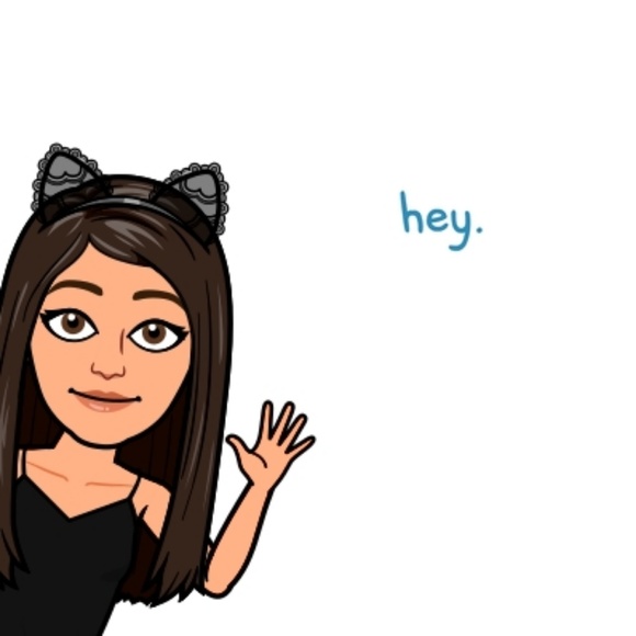 Victoria Almaguer - Poshmark Profile Picture of Victoria Almaguer (@imabear20) on Poshmark