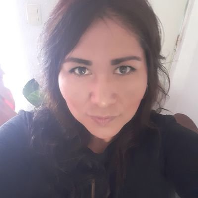 Profile Picture of Sue Aguirre (@sueparra7) on Twitter