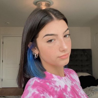 Profile Picture of Nicholas Saavedra (@NickTheGrea) on Twitter