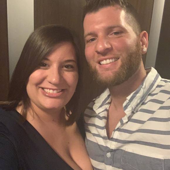 Kimberly Rager - Poshmark Profile Picture of Kimberly Rager (@kimaley725) on Poshmark