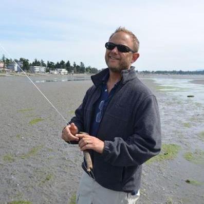 Profile Picture of Erik Beauvais (@SnakeoilguyEOs) on Twitter