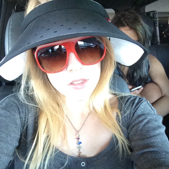 Dylan Crowell - Poshmark Profile Picture of Dylan Crowell (@misty007) on Poshmark