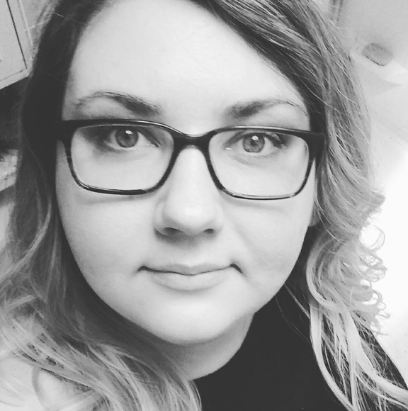 Profile Picture of Meredith Dupree (@meredi) on Poshmark