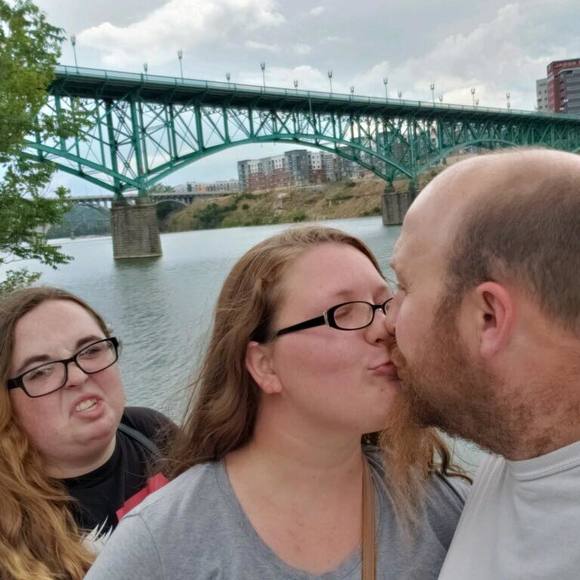 Profile Picture of Christine Larsen (@chrissie2314) on Poshmark