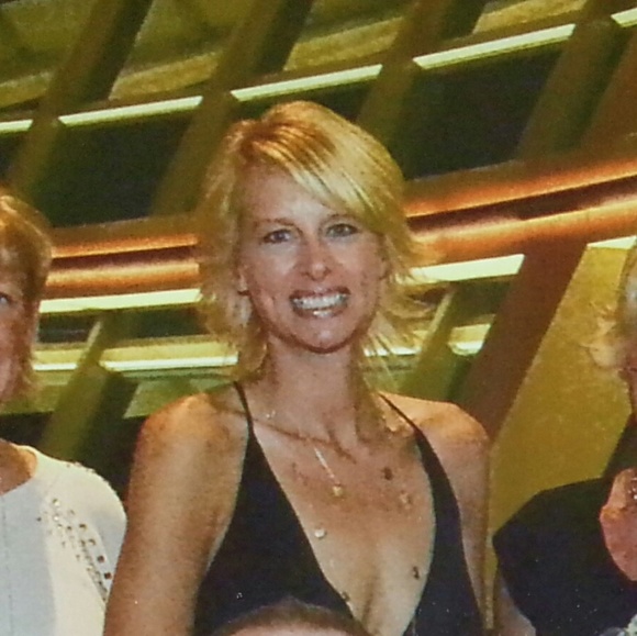 Profile Picture of Tamara Mcmahon (@deep6ltlmac) on Poshmark