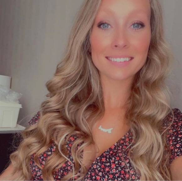 Profile Picture of Megan Maccaull (@meganmaccaull) on Poshmark