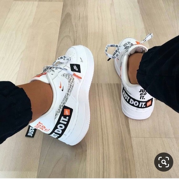 Profile Picture of Andrea Caldera (@andrea_caldera) on Poshmark