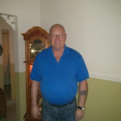 Profile Picture of Andre Savard (@dravas1949) on Twitter