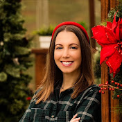 Profile Picture of Amanda Chacon (@thegoodreads) on Youtube