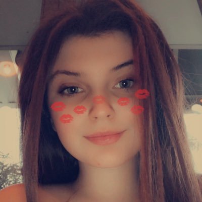 Profile Picture of Lisa Crellin (@CrellinLisa) on Twitter