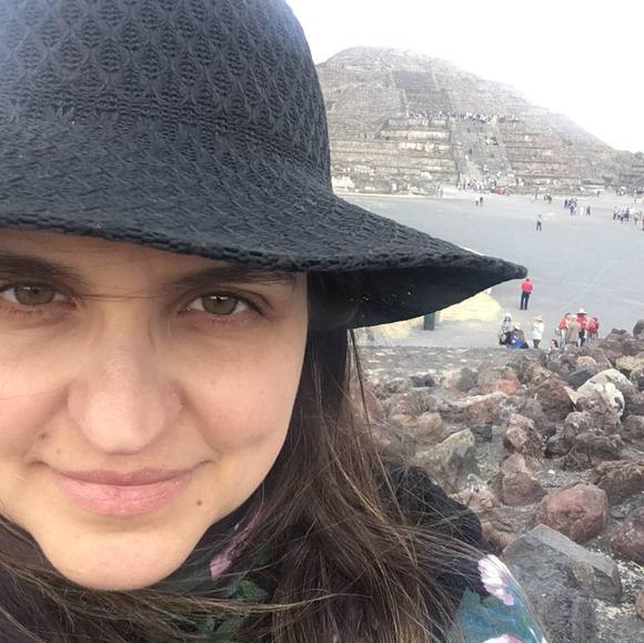 Profile Picture of Marcela Pascoareli (@mapascoareli) on Poshmark