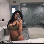 Profile Picture of findom_new_girl (@findom_new_girl) on Instagram