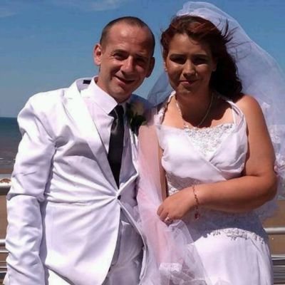 Profile Picture of Amanda And Joe  Adams (@JosephAndAmand2) on Twitter