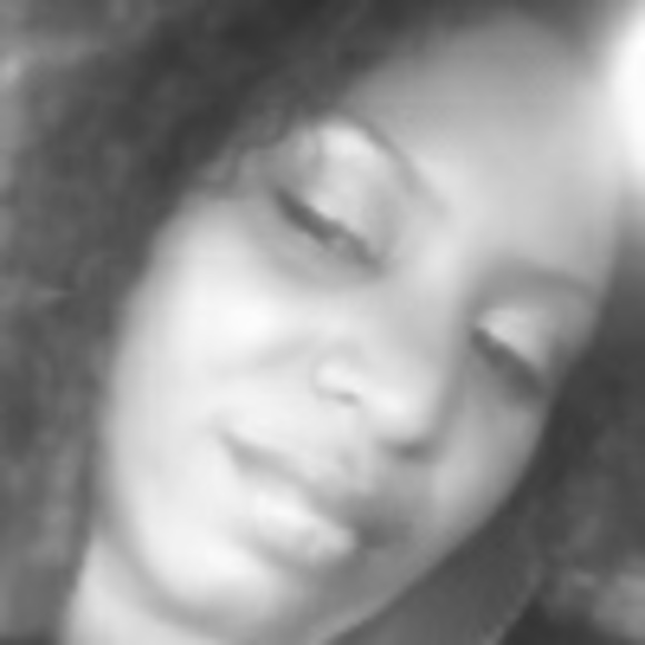 Profile Picture of Crystal Nixon (@shaen) on Poshmark