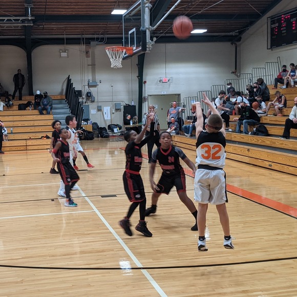 Profile Picture of Kyle Clevenger (@kyleclevenger) on Poshmark