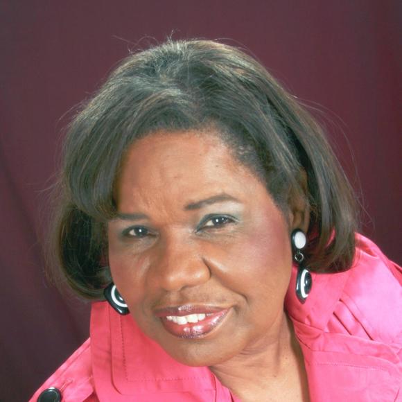 Profile Picture of Beverly Vincent (@bevhen) on Poshmark