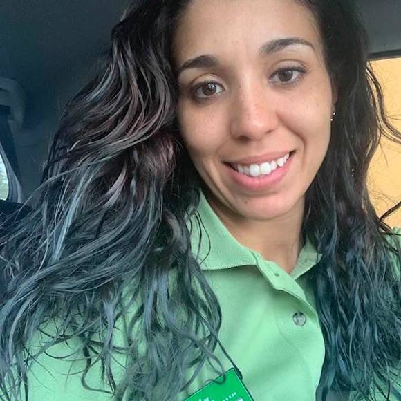 Profile Picture of Samantha Alarcon (@samalarcon5) on Poshmark